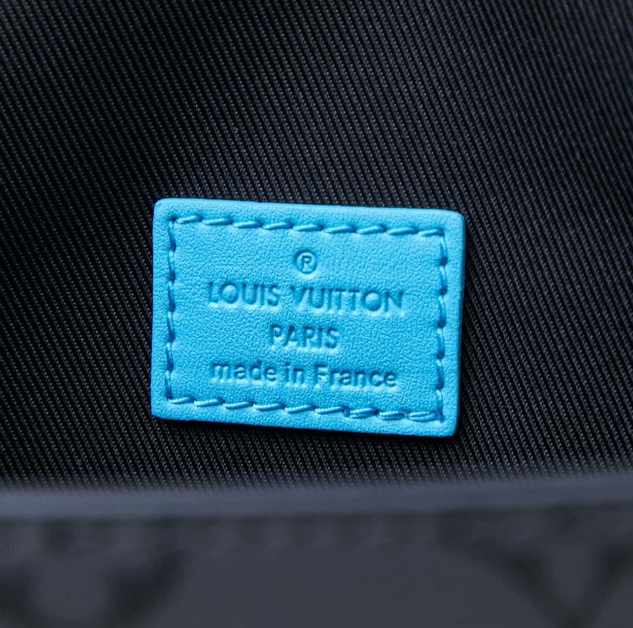 Louis Vuitton LV Aerogram Pilot Slingbag – Grey & Blue