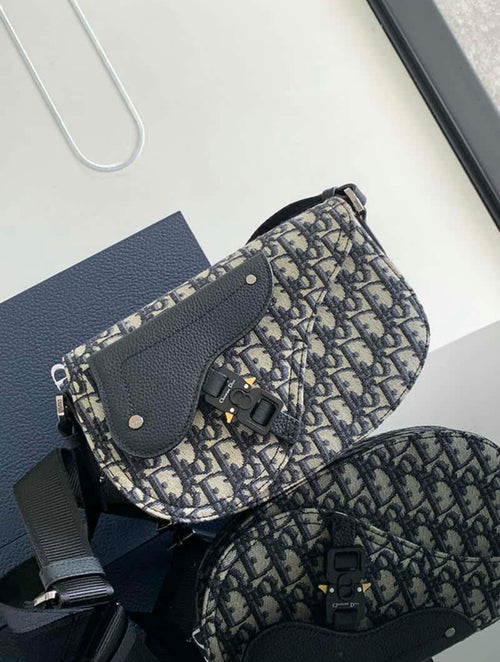 Dior Black Oblique Saddle Pouch – Iconic Luxury Crossbody