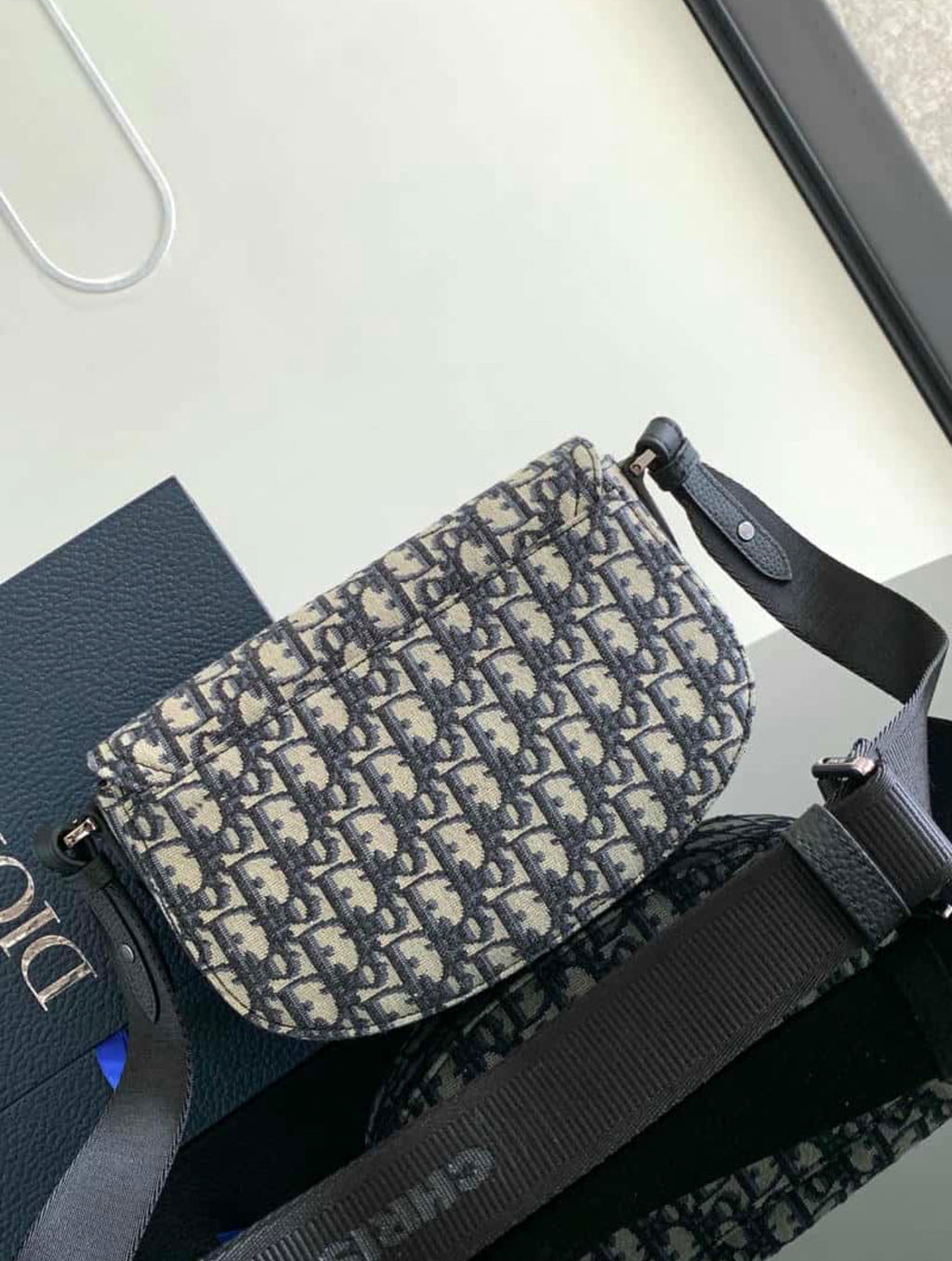 Dior Black Oblique Saddle Pouch – Iconic Luxury Crossbody