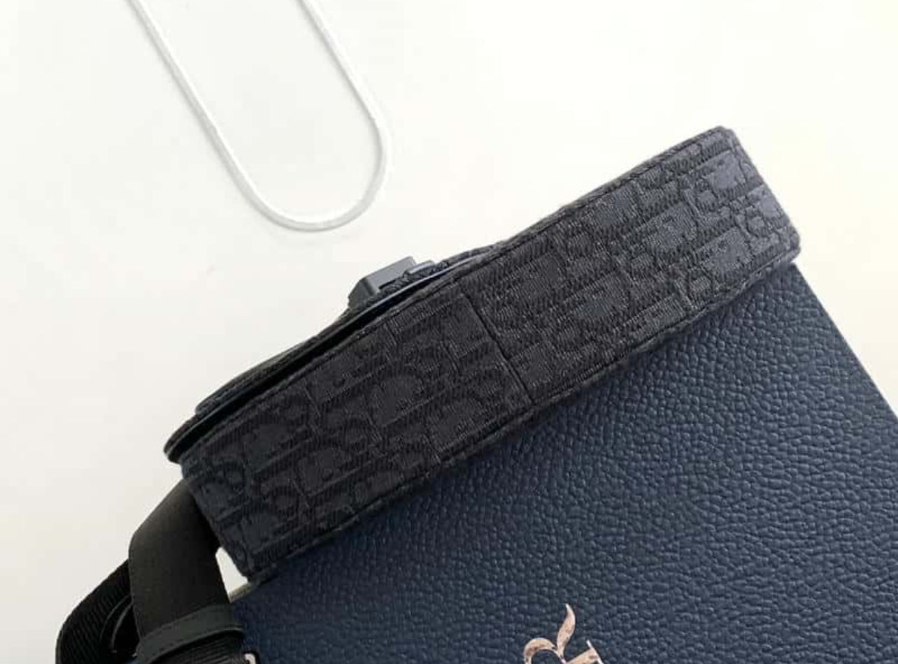 Dior Black Oblique Saddle Pouch Bag – 100% Authentic