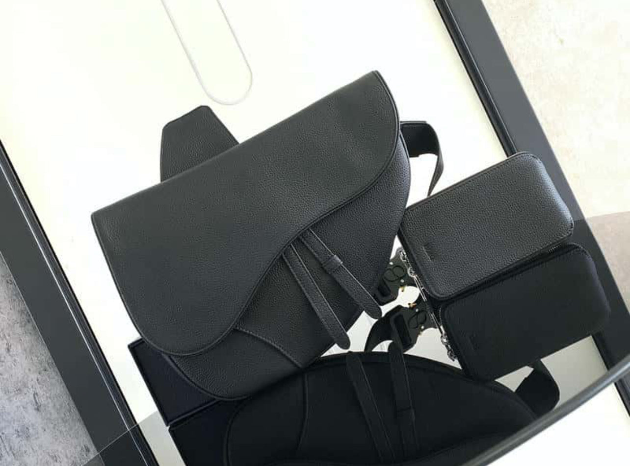 Dior saddle bag black grain leather crossbody