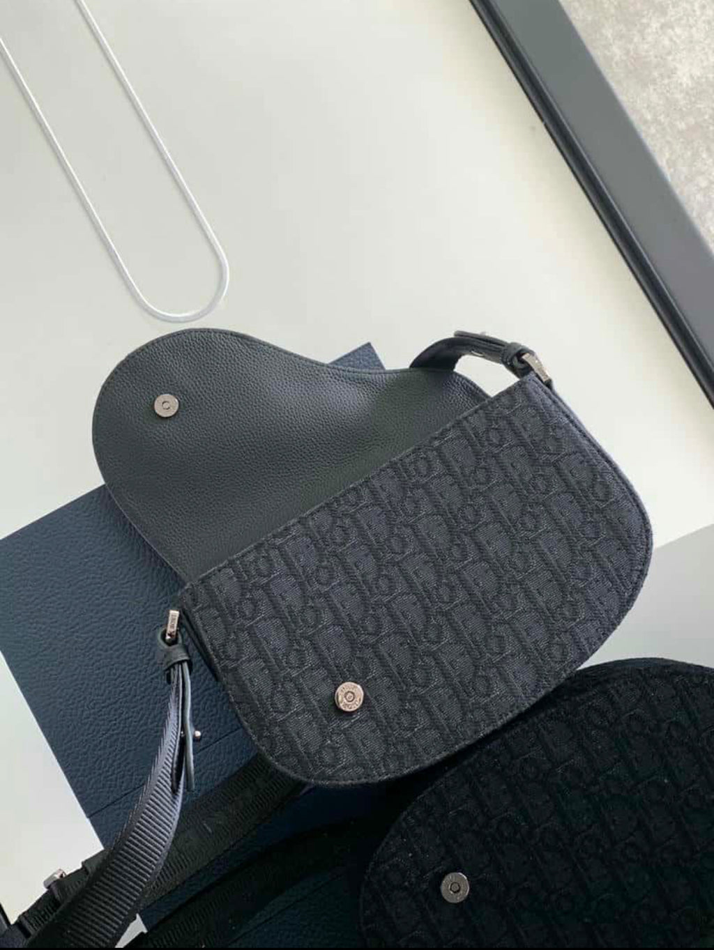 Dior Black Oblique Saddle Pouch Bag – 100% Authentic