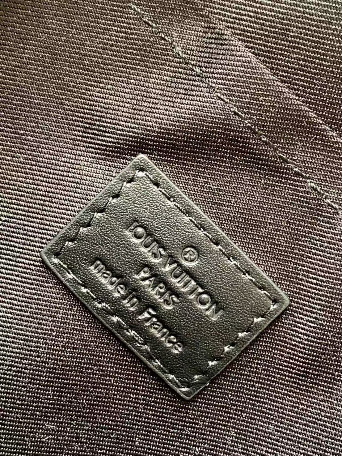 Louis Vuitton Aerogram Sling Bag - Black (Authentic)